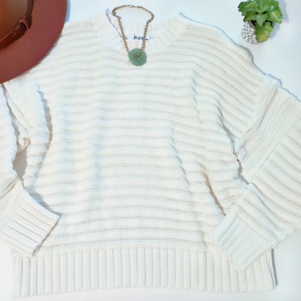 💎NWT 525 America Chalk Open Knit Sweater